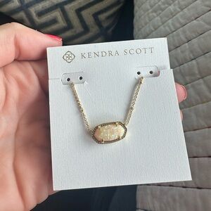 Kendra scott necklace